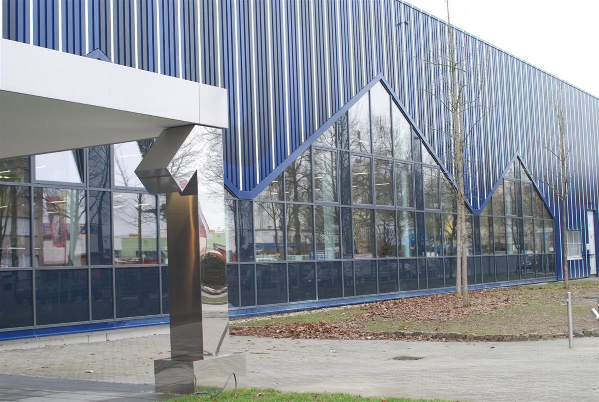 Umbau einer Bestandshalle zu einem Webshop